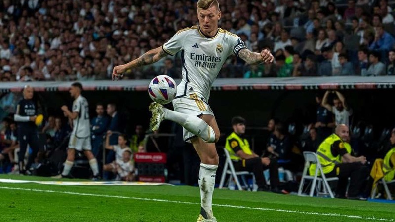 Cầu thủ Toni Kroos biến sự tầm thường trở nên vĩ đại Cầu thủ Toni Kroos biến sự tầm thường trở nên vĩ đại